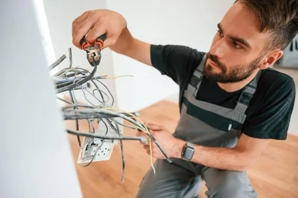 Jak podłączyć gniazdko elektryczne